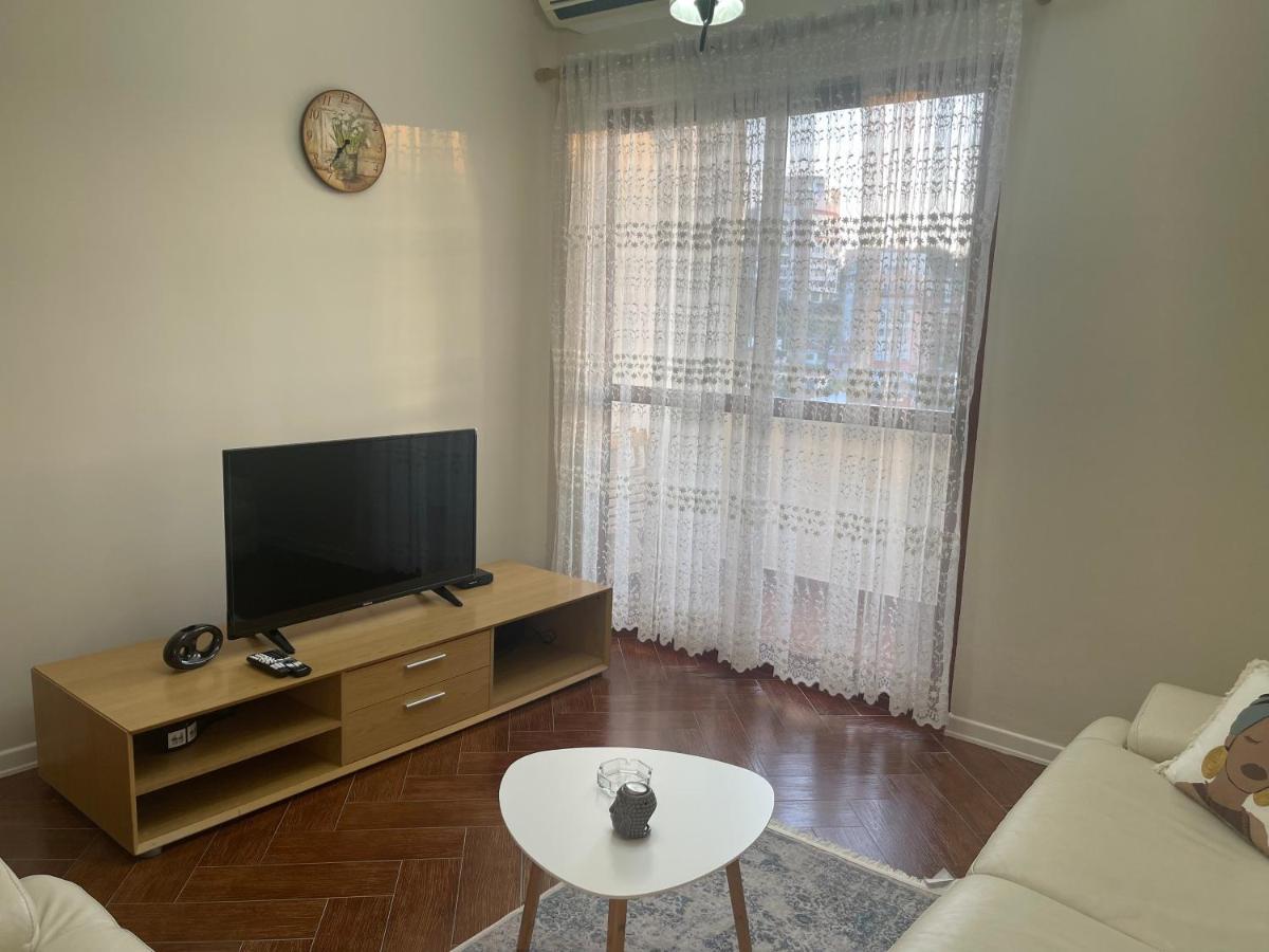 Mediterranean Sea Apartment City Center Дуррес Экстерьер фото